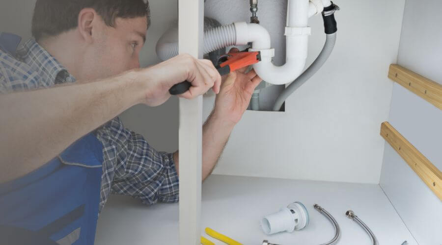 Expert burst pipe repair services in Burden, KS